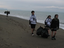 20 quintali di rifiuti rimossi nella Giornata per le spiagge protette livornesi