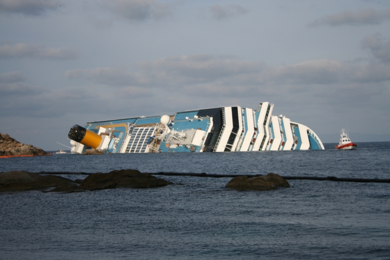 Concordia, al Giglio in arrivo la Micoperi 30. E domani si riunisce l’Osservatorio per la rimozione