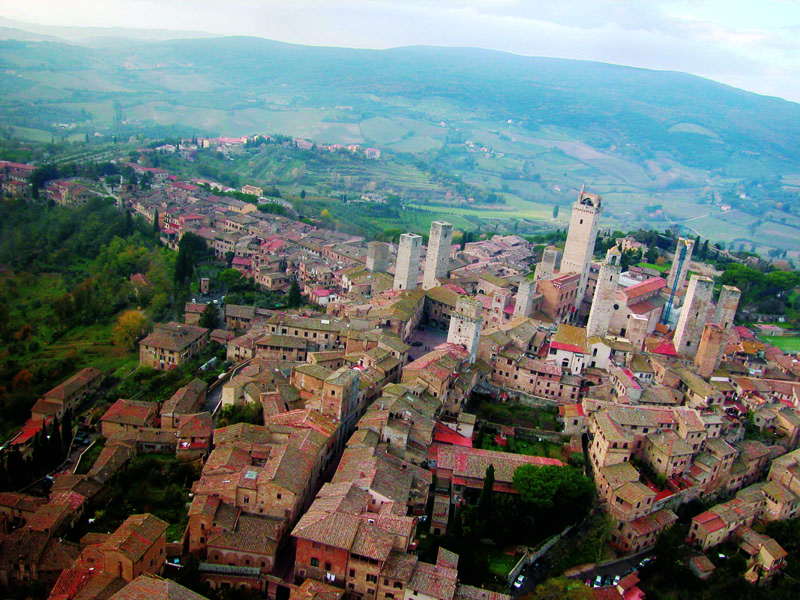 Di corsa nei paesaggi d’autunno da Volterra a San Gimignano