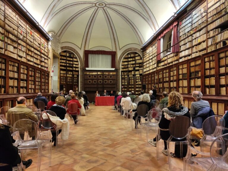 Biblioteca Comunale degli Intronati, Sara Centi confermata direttore