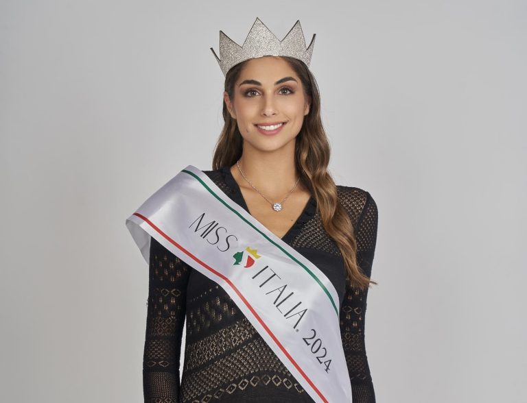 Ofelia Passaponti è la nuova Miss Italia. L’amico di famiglia: “Sul palco come quando era bambina”