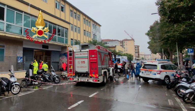 Firenze, evacuata scuola per lesioni strutturali: dentro 1000 persone