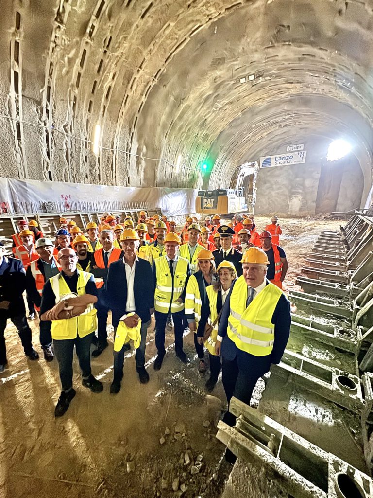 Aperta la galleria di Poggio Tondo: più vicino il raddoppio della Siena-Grosseto