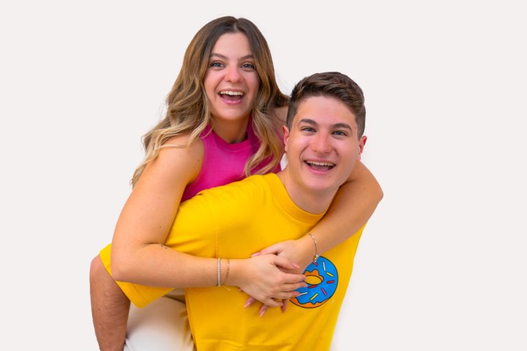 Da YouTube al palco. Ninna e Matti in scena al Teatro Cartiere Carrara