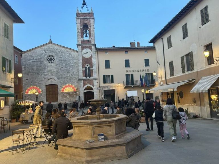 San Quirico d’Orcia sbarca su Netflix. A febbraio il film La dolce villa